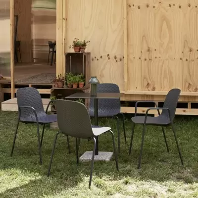 Stół ogrodowy Terrazzo 60 cm antracytowy HAY