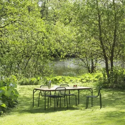 Stół ogrodowy Vig 200 cm ciemnozielony Normann Copenhagen