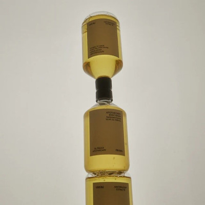 Żel pod prysznic Apothecary Refill 500 ml Frama
