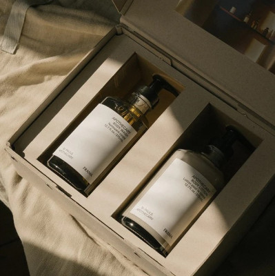 Zestaw upominkowy żel pod prysznic i balsam nawilżający do ciała Apothecary Frama