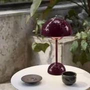 Lampa Stołowa Flowerpot VP9 Dark Plum Andtradition