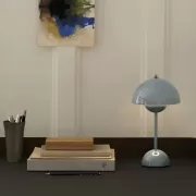 Lampa stołowa Flowerpot VP9 stone blue Andtradition
