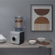 Blender wysokoobrotowy Collezione czarny Smeg