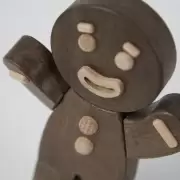 Figurka Dekoracyjna Gingerbread Man Dąb Ciemny L Boyhood