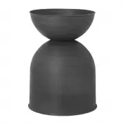 Donica ogrodowa Hourglass medium czarna Ferm Living