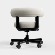 Fotel biurowy Fat Ivory Boucle Tom Dixon