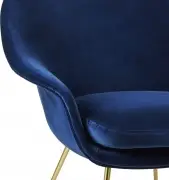 Fotel Bat Velvet Blue Gubi