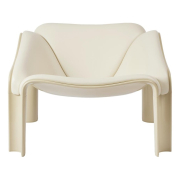 Fotel F300 Smooth Leather cream Gubi