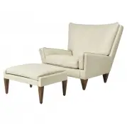 Fotel V11 Smooth leather cream Gubi