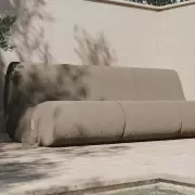 Fotel ogrodowy Rouli ciemny piasek Ferm Living