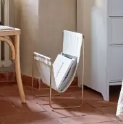 Gazetnik Siana beżowy kave home