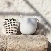 KOSZ CERAMICZNY DUŻY BIAŁY FERM LIVING
