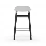 KRZESŁO BAROWE FORM CZARNA PODSTAWA BIAŁE NORMANN COPENHAGEN