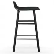 KRZESŁO BAROWE FORM CZARNA PODSTAWA CZARNE NORMANN COPENHAGEN