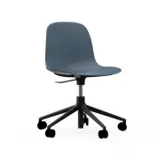 Krzesło Biurowe Form Niebieskie Czarna Podstawa Normann Copenhagen
