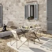KRZESŁO DESERT SOIL Z BEŻOWĄ RAMĄ FERM LIVING