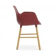KRZESŁO FORM Z PODŁOKIETNIKAMI DĘBOWA PODSTAWA CZERWONE NORMANN COPENHAGEN