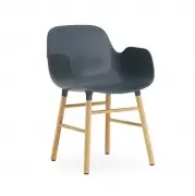 Krzesło Form Z Podłokietnikami Dębowa Podstawa Niebieskie Normann Copenhagen