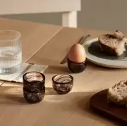 Kieliszki do jajek Tinta 4 szt. ciemnobrązowe Ferm Living
