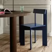 Krzesło Ark niebieskie Ferm Living