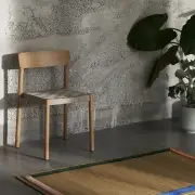 Krzesło Betty TK1 Oak-Natural Andtradition