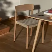 Krzesło Betty TK1 Oak-Natural Andtradition