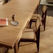 Krzesło C-Chair French Cane Gubi