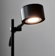 Lampa podłogowa Clyde