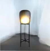 LAMPA PODŁOGOWA ODA DUŻA BIAŁA PULPO