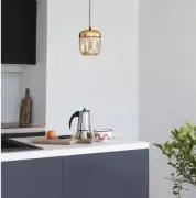 LAMPA WISZĄCA ACORN BURSZTYNOWY MOSIĄDZ UMAGE