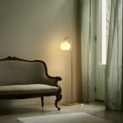 Lampa podłogowa VL Ring Crown Louis Poulsen