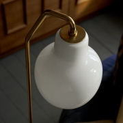 Lampa podłogowa VL Ring Crown Louis Poulsen