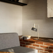 Lampa stołowa FJ Elements szara Louis Poulsen