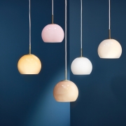 Lampa Wisząca Ball Glass 25 Cm Biała Frandsen