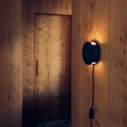 Lampa Ścienna Rotate Czarna Frandsen