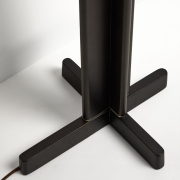 Lampa podłogowa Niani drewno kauczukowe brązowe Kave home