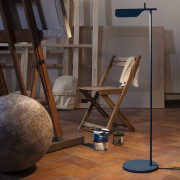 Lampa podłogowa Tab niebieska Flos