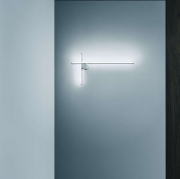 Lampa ścienna Coordinates 2 aluminium w kolorze srebrnym Flos