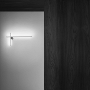Lampa ścienna Coordinates 2 aluminium w kolorze srebrnym Flos