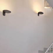 Lampa ścienna Oplight czarna Flos