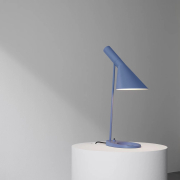Lampa stołowa AJ niebieska Louis Poulsen