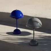 Lampa stołowa Flowerpot VP9 kobaltowa niebieska Andtradition