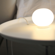 Lampa stołowa Mini Glo-Ball T Flos