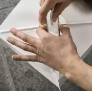 Lampa stołowa Paper Cube Hay