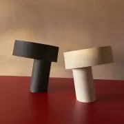 Lampa stołowa Slant czarna Hay