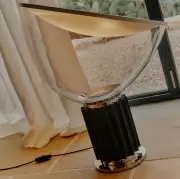 Lampa stołowa Taccia czarna Flos