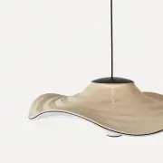 Lampa wisząca Flying 78 cm złota Made By Hand