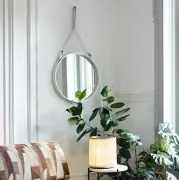 Lustro ścienne Adnet 58 cm kremowe Gubi