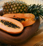 Misa na owoce z drewna mango HKliving