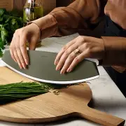 Nóż do pizzy Green Tool Eva Solo